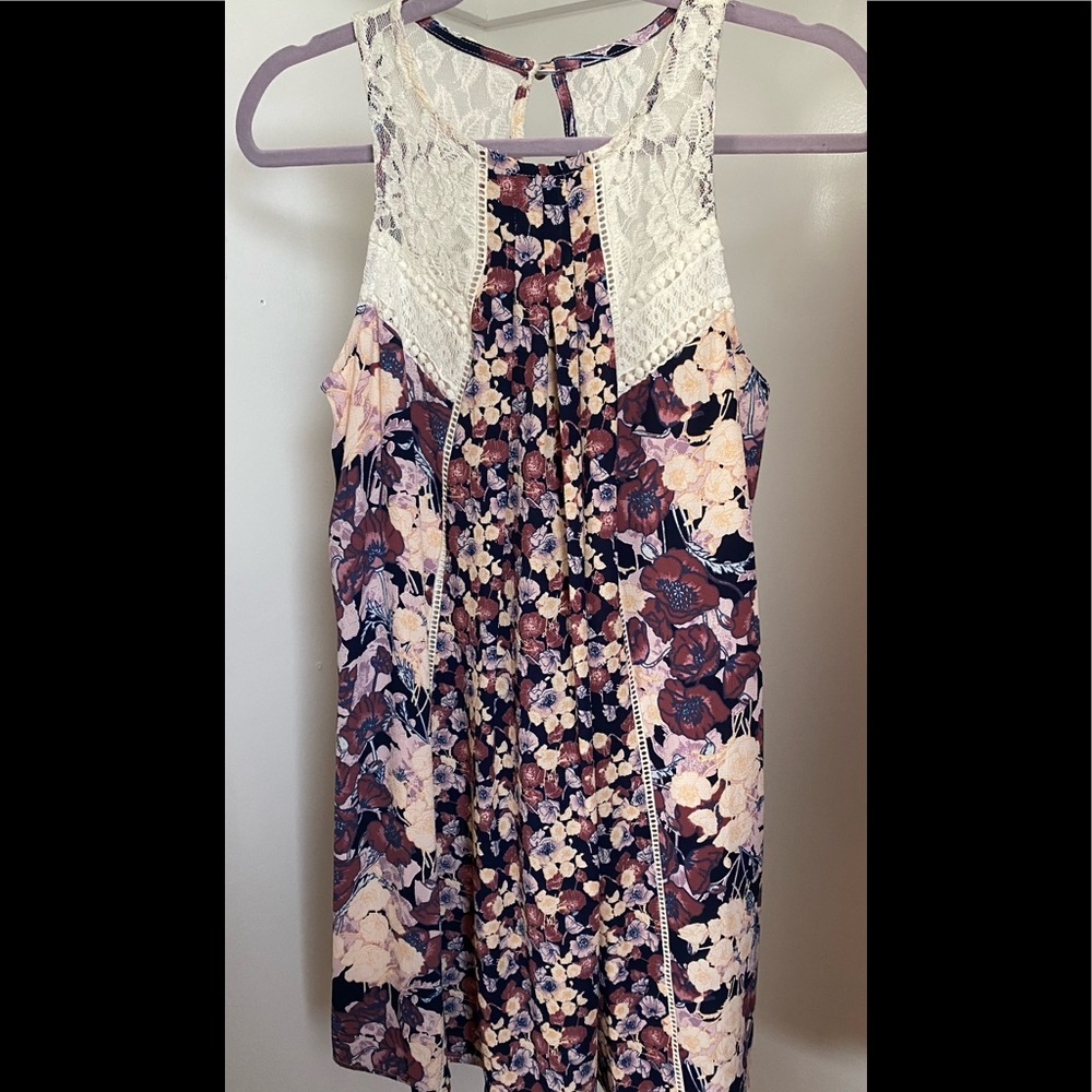 Xhilaration Flowing Flower Dress. Could also be worn as a tunic.